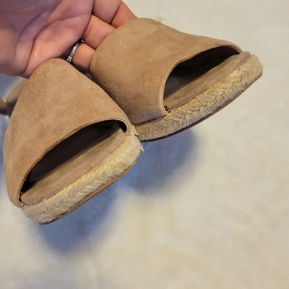 Vince Camuto Tan Wedge Sandals - Picture 7 of 7